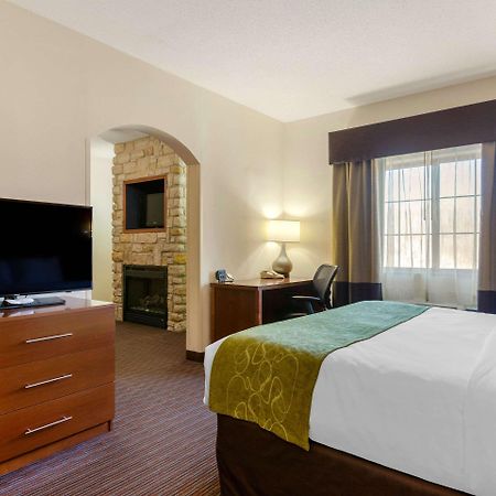 Comfort Suites Stevensville - St Joseph Esterno foto