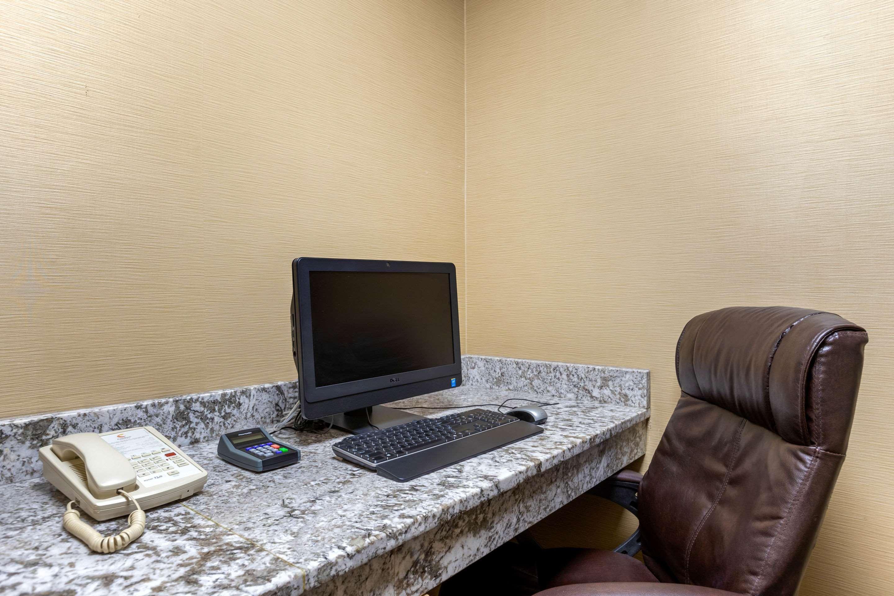 Comfort Suites Stevensville - St Joseph Esterno foto