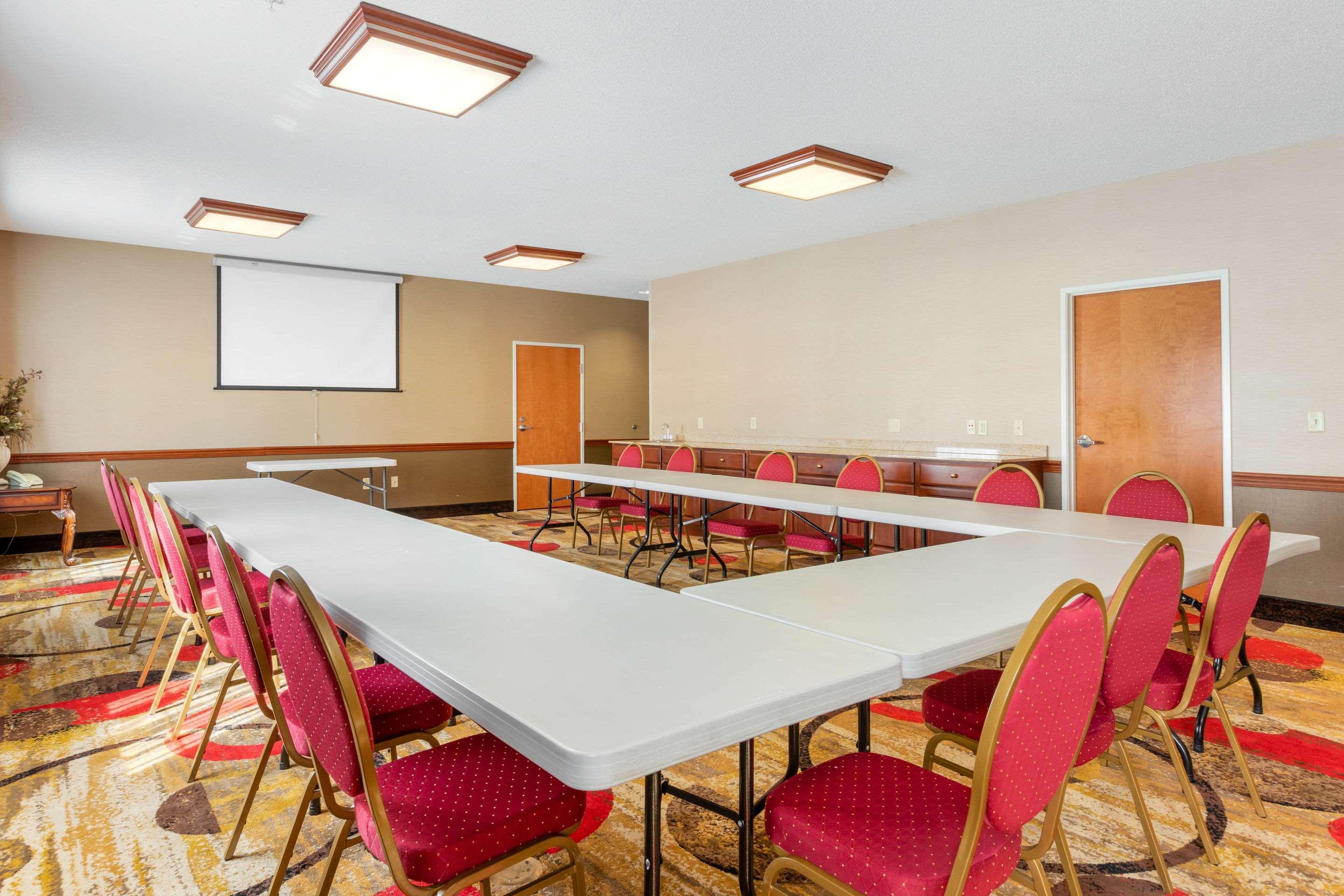 Comfort Suites Stevensville - St Joseph Esterno foto