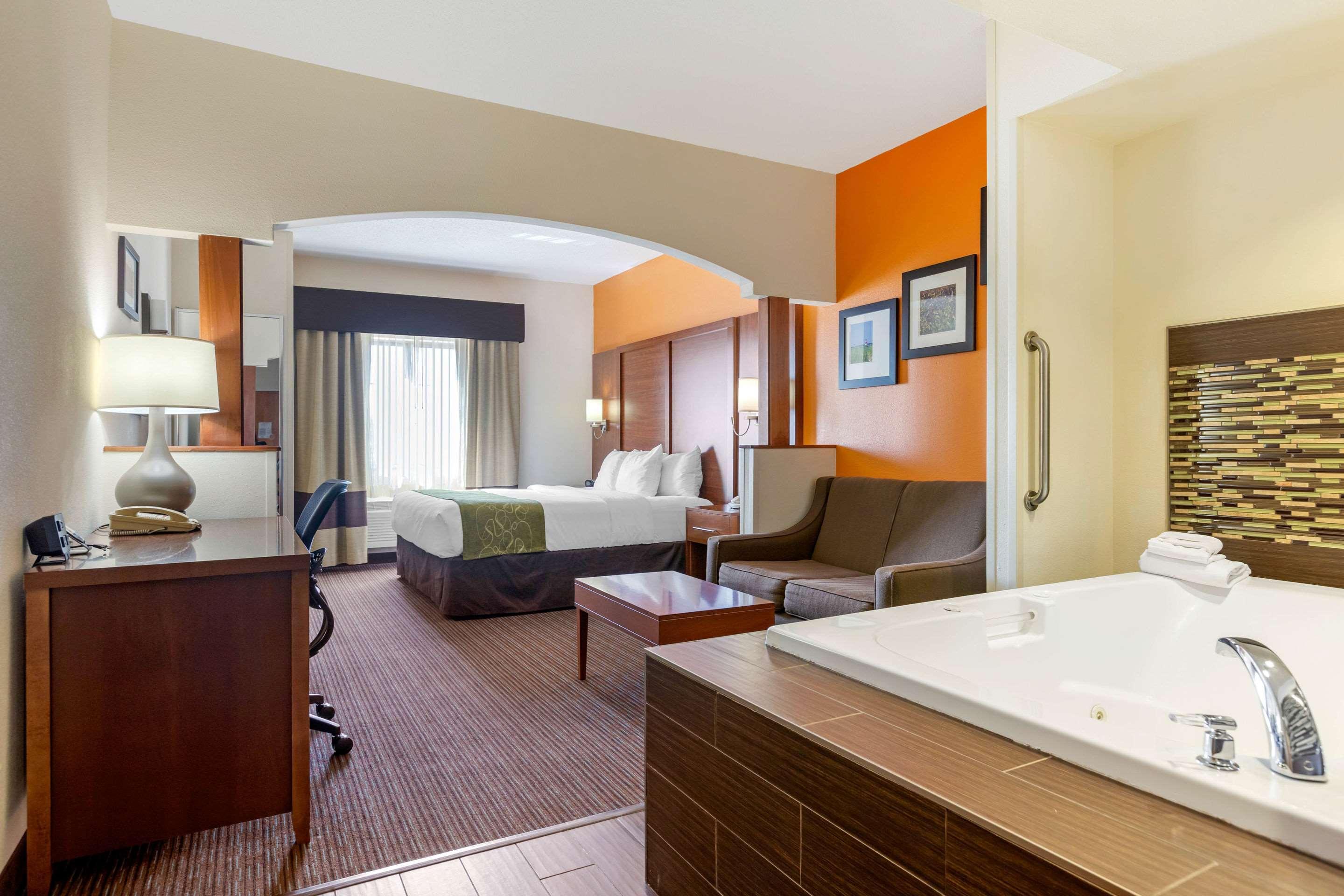 Comfort Suites Stevensville - St Joseph Esterno foto
